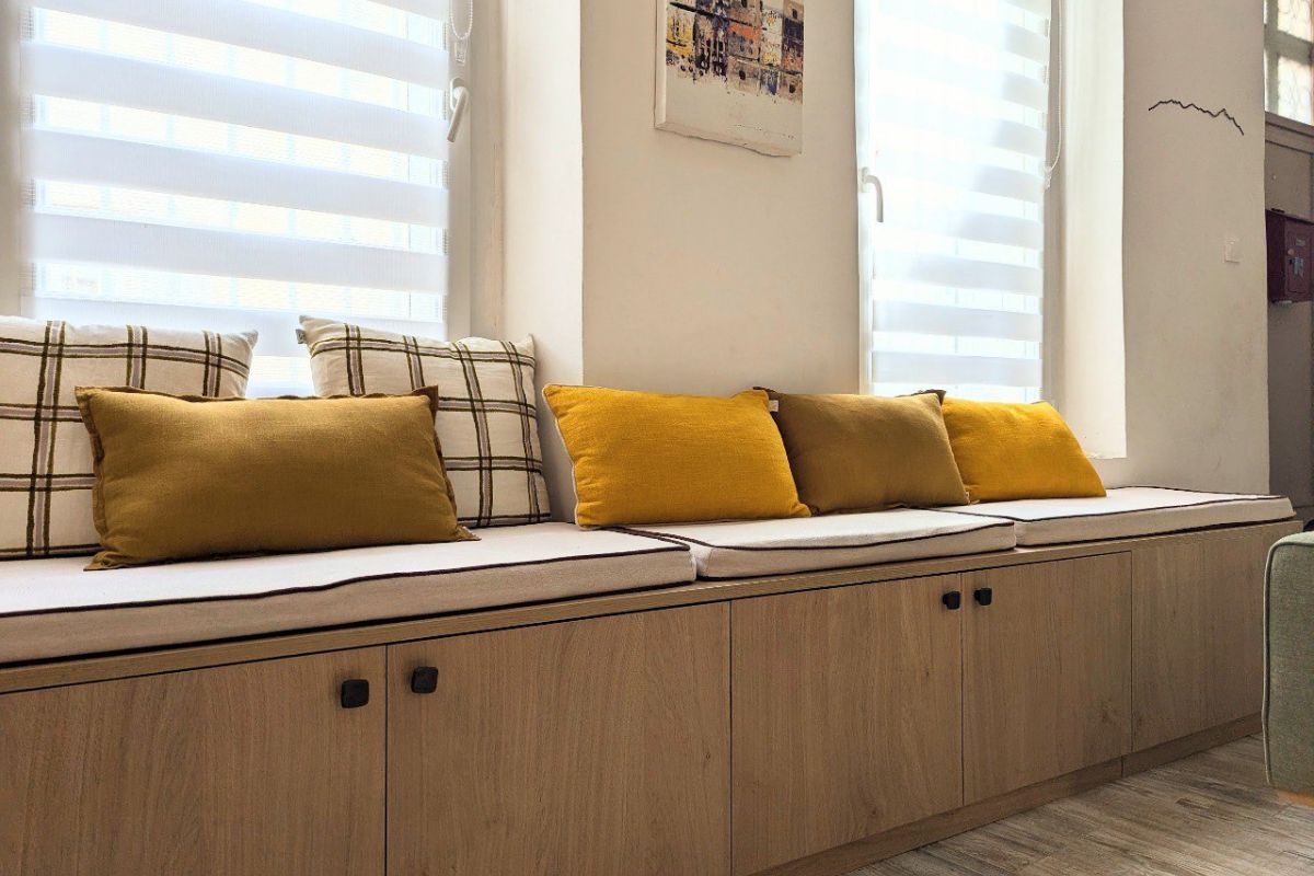 banquette sur mesure petit salon carré